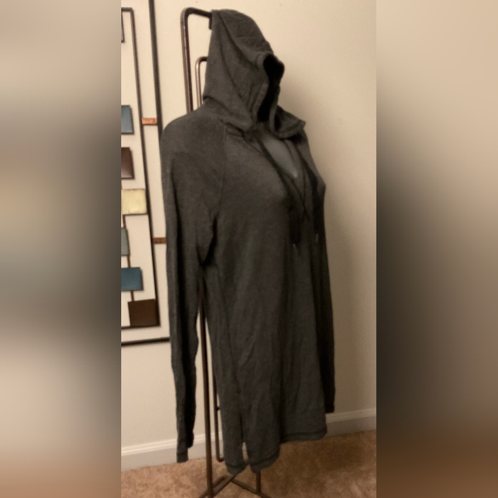 90 Degree By Reflex Dark Gray Tee With Hoodie - Picture 3 of 4